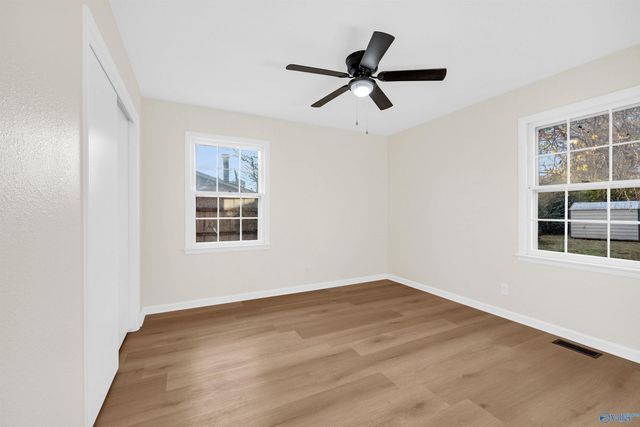 3910 Shamrock Drive NW, Huntsville, AL 35810