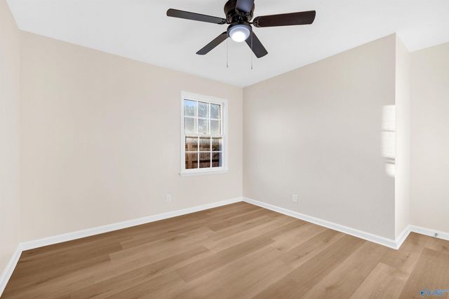 3910 Shamrock Drive NW, Huntsville, AL 35810