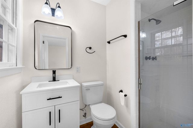 3910 Shamrock Drive NW, Huntsville, AL 35810