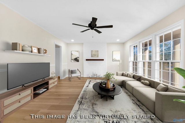 3910 Shamrock Drive NW, Huntsville, AL 35810