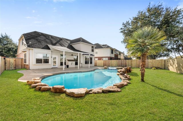 434 Williams Landing Drive, Sugar Land, TX 77479