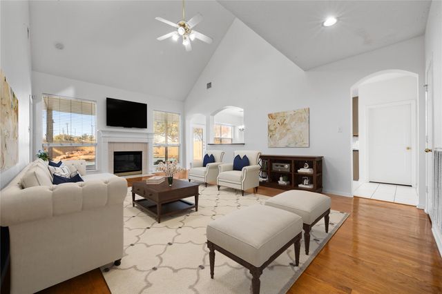 434 Williams Landing Drive, Sugar Land, TX 77479