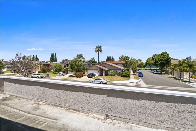 3792 Claremont, Irvine, CA 92614
