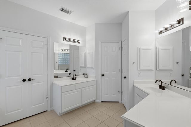 6506 River Glen Court, Pearland, TX 77584