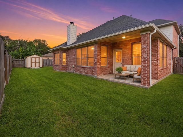 6506 River Glen Court, Pearland, TX 77584
