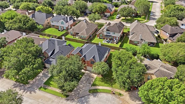 6506 River Glen Court, Pearland, TX 77584