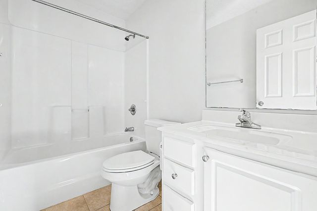 3155 Shorecrest Bay Dr., Murrells Inlet, SC 29576