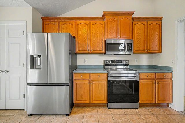 3155 Shorecrest Bay Dr., Murrells Inlet, SC 29576