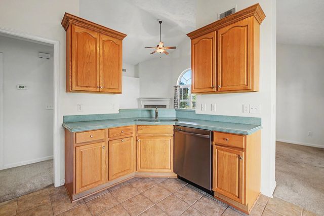 3155 Shorecrest Bay Dr., Murrells Inlet, SC 29576