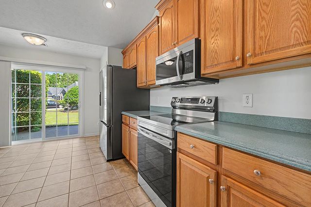 3155 Shorecrest Bay Dr., Murrells Inlet, SC 29576