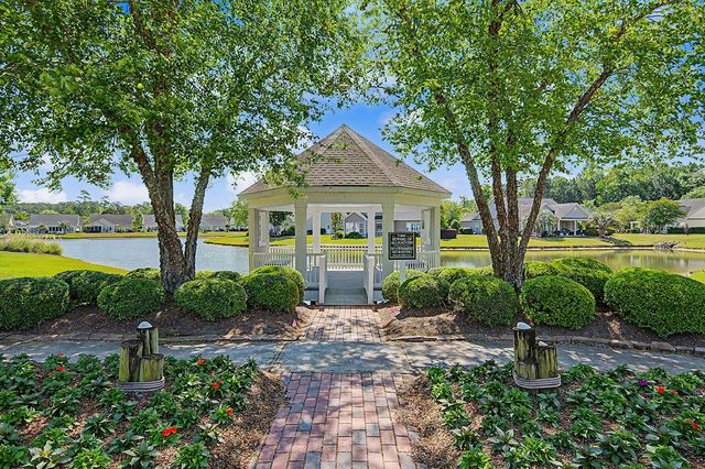3155 Shorecrest Bay Dr., Murrells Inlet, SC 29576