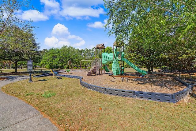 3155 Shorecrest Bay Dr., Murrells Inlet, SC 29576