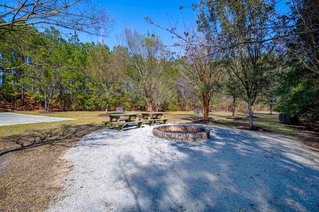 3155 Shorecrest Bay Dr., Murrells Inlet, SC 29576