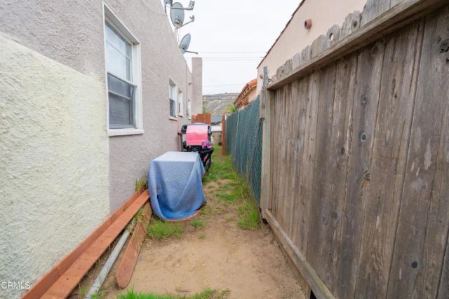 557 N North Olive Street Street, Ventura, CA 93001