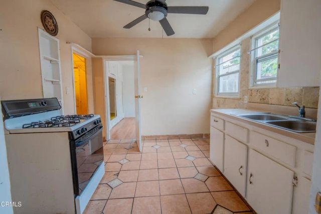 557 N North Olive Street Street, Ventura, CA 93001