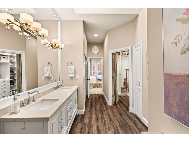 875 Nw PEBBLE BEACH Way, Beaverton, OR 97006