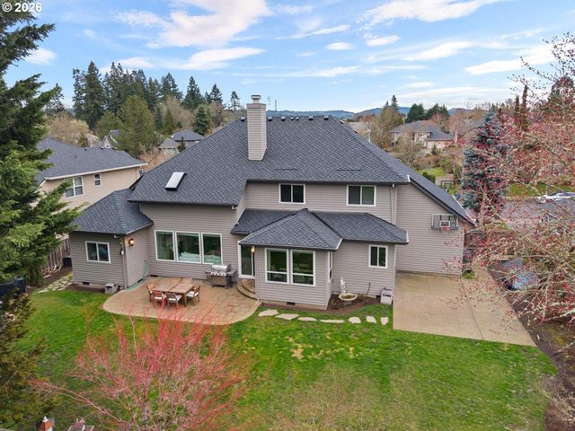 875 Nw PEBBLE BEACH Way, Beaverton, OR 97006