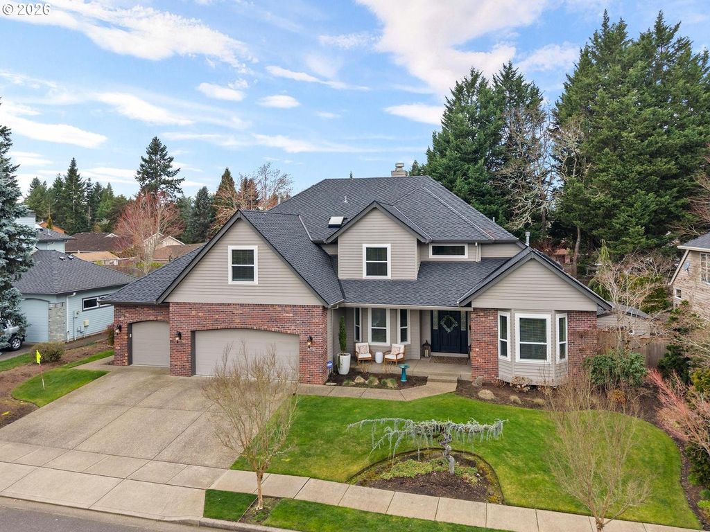 875 Nw PEBBLE BEACH Way, Beaverton, OR 97006