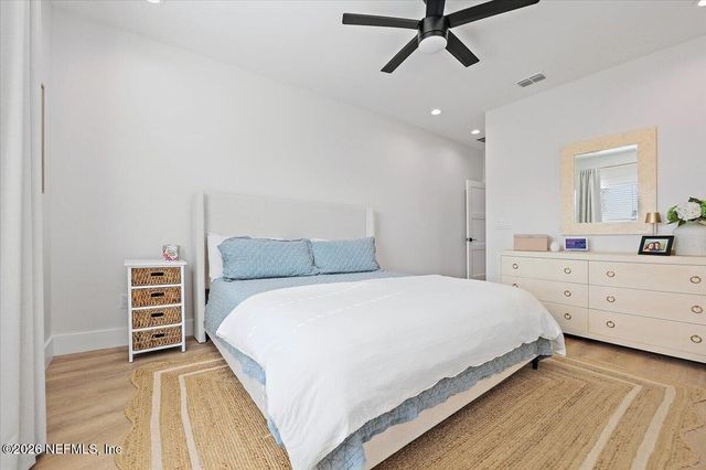 635 5TH Avenue S, Jacksonville Beach, FL 32250