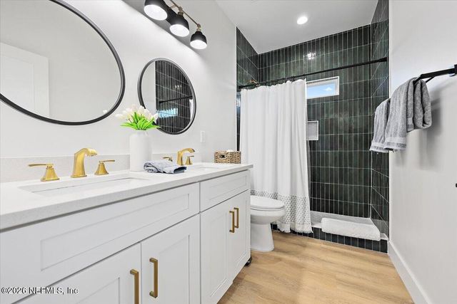 635 5TH Avenue S, Jacksonville Beach, FL 32250