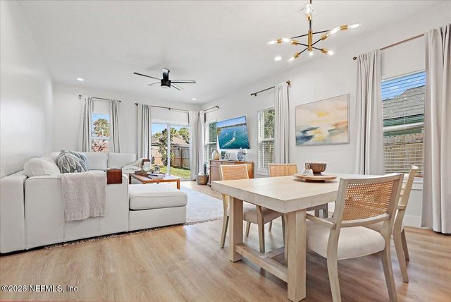 635 5TH Avenue S, Jacksonville Beach, FL 32250