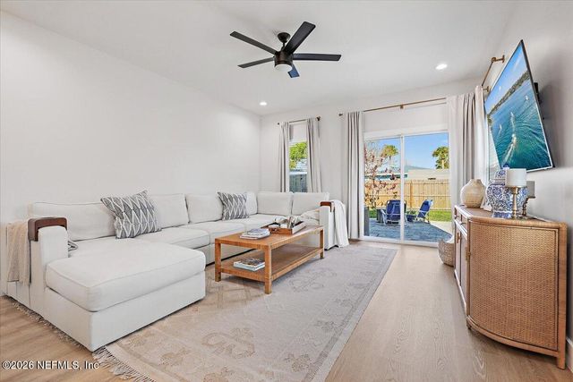 635 5TH Avenue S, Jacksonville Beach, FL 32250