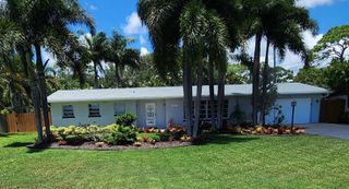 819 Mimosa Court, Haverhill, FL 33415