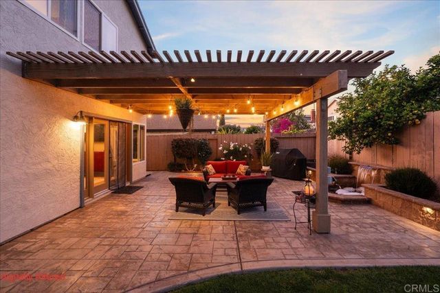 13825 Via Lactea, San Diego, CA 92129