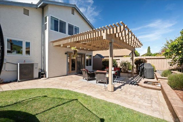 13825 Via Lactea, San Diego, CA 92129