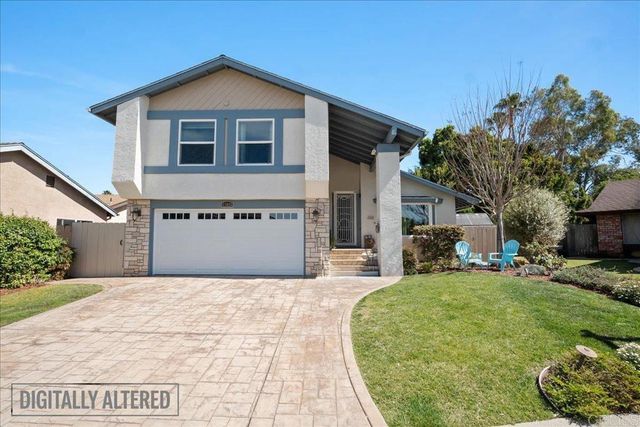 13825 Via Lactea, San Diego, CA 92129