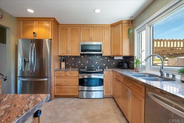 13825 Via Lactea, San Diego, CA 92129