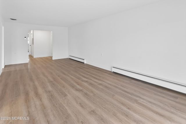 6 Hardy Court, Brick, NJ 08724