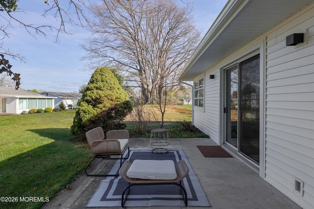 6 Hardy Court, Brick, NJ 08724