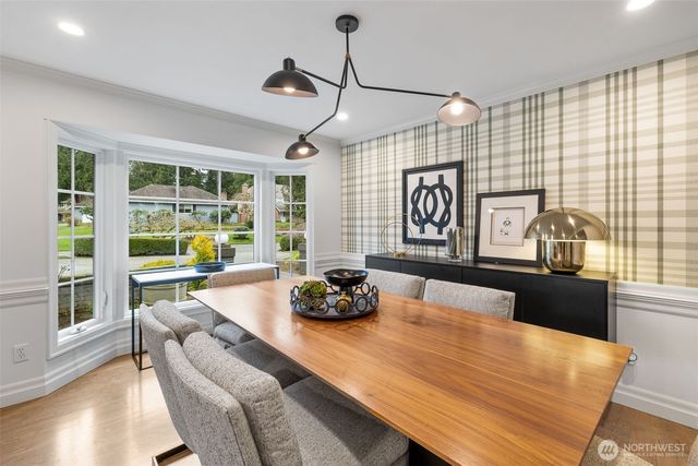 20230 NE 38th Court, Sammamish, WA 98074