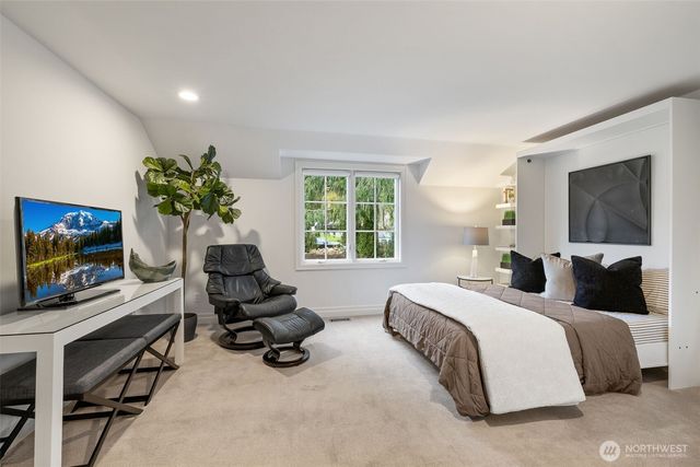 20230 NE 38th Court, Sammamish, WA 98074