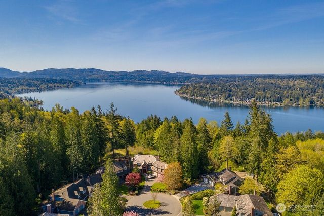 20230 NE 38th Court, Sammamish, WA 98074