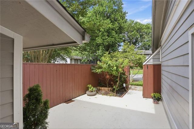 5056 Meadow Lane 5056, Marietta, GA 30068
