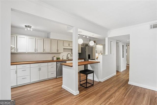 5056 Meadow Lane 5056, Marietta, GA 30068