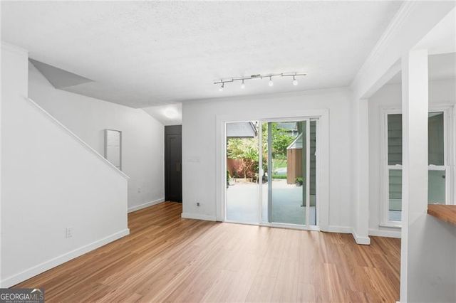 5056 Meadow Lane 5056, Marietta, GA 30068
