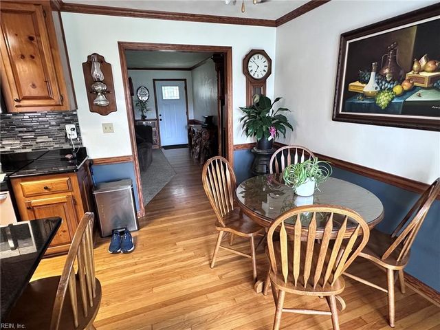 121 Causeway DR, Chesapeake, VA 23322