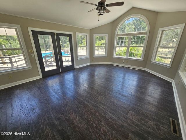 415 Whitebridge Road, Hampstead, NC 28443