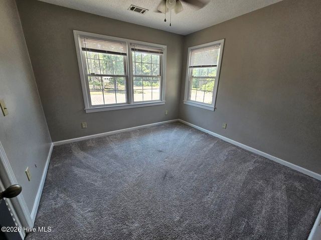 415 Whitebridge Road, Hampstead, NC 28443
