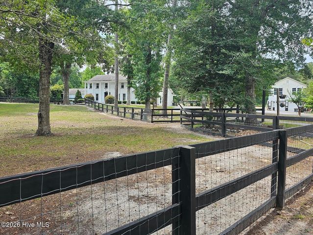 415 Whitebridge Road, Hampstead, NC 28443