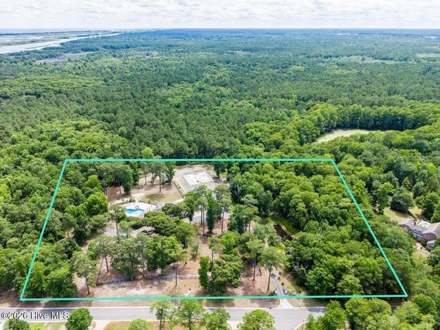 415 Whitebridge Road, Hampstead, NC 28443