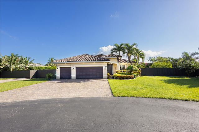 2133 NW 14th Place, Homestead, FL 33030