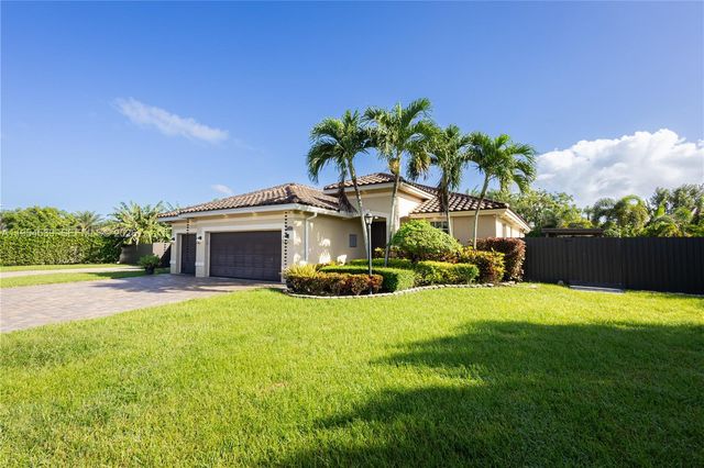 2133 NW 14th Place, Homestead, FL 33030