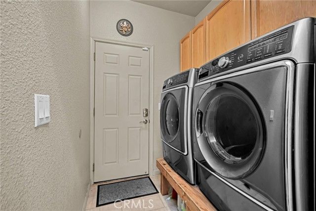 18121 Spyglass Road, Hidden Valley Lake, CA 95467