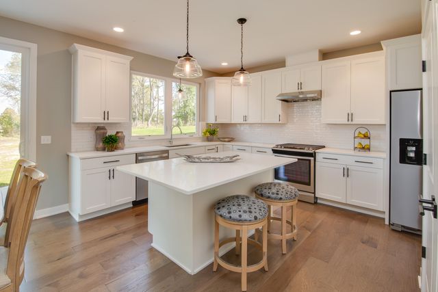 10565 Pierport Drive, Portage City, MI 49024