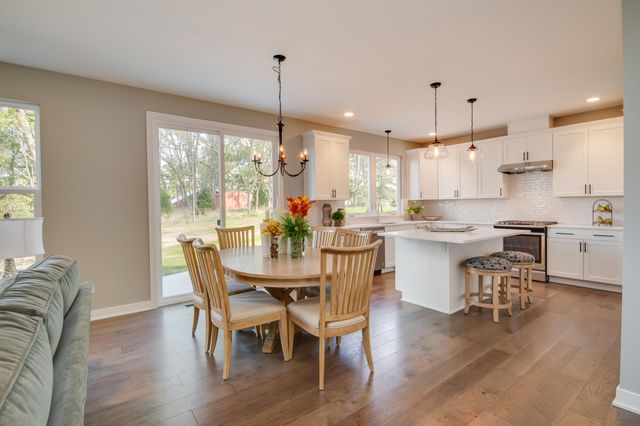 10565 Pierport Drive, Portage City, MI 49024