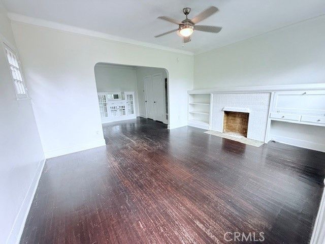 2428 S Dunsmuir, Los Angeles, CA 90016